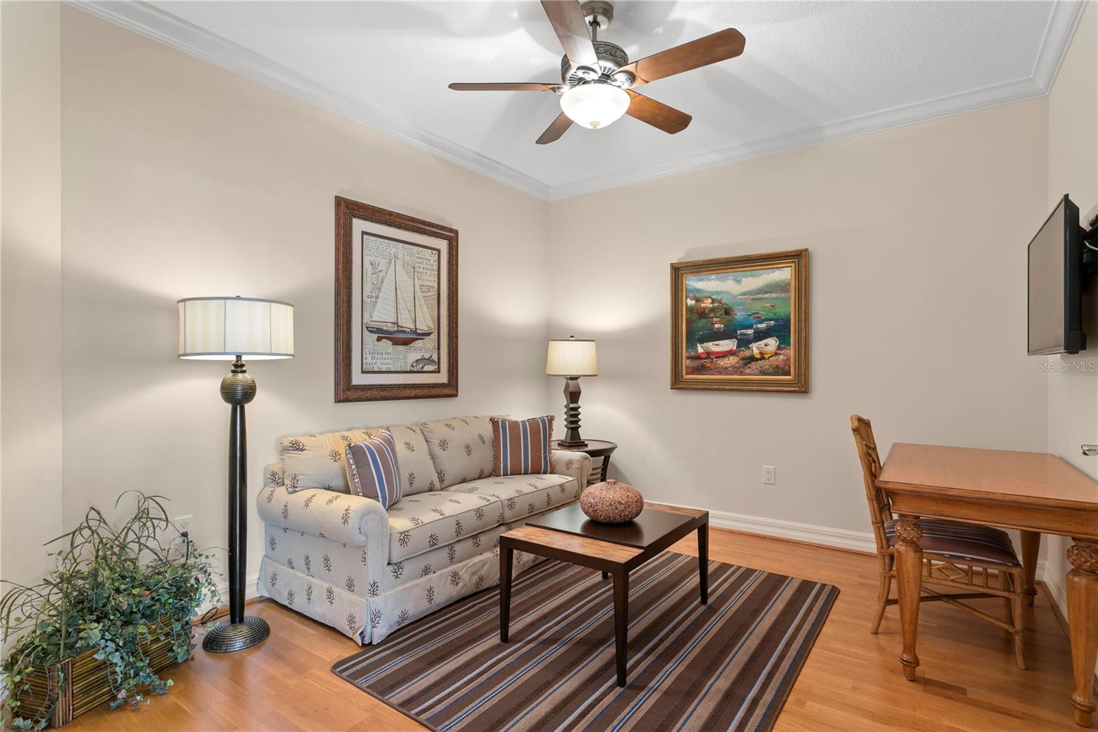 SERENO CONDO - Residential