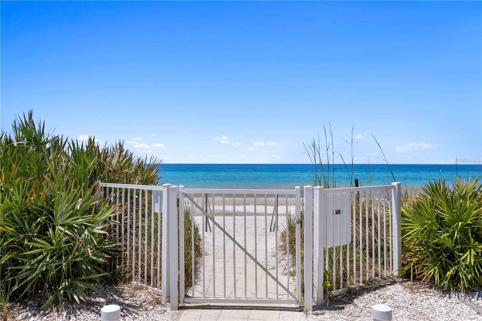 SERENO CONDO - Residential