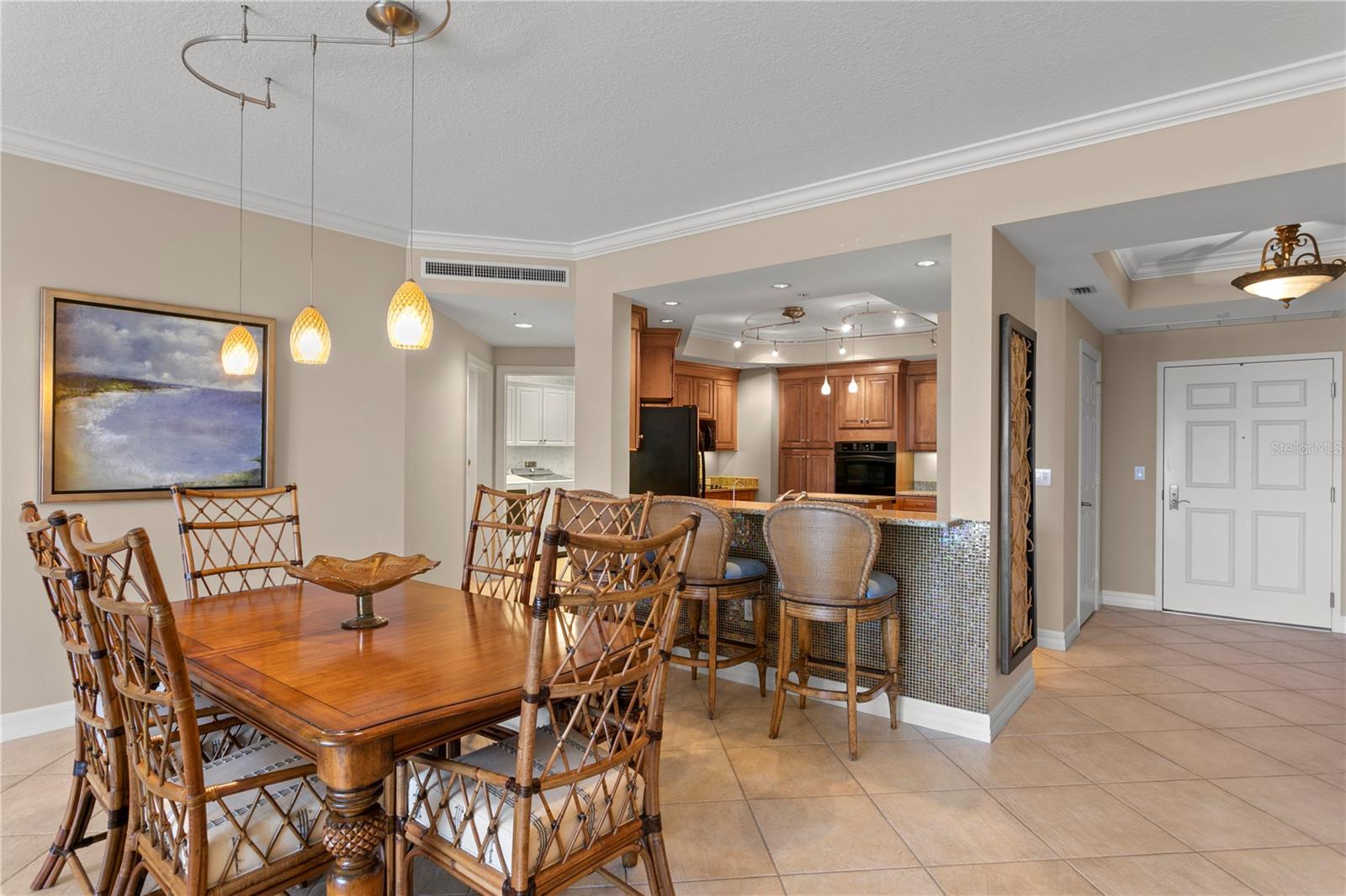 SERENO CONDO - Residential