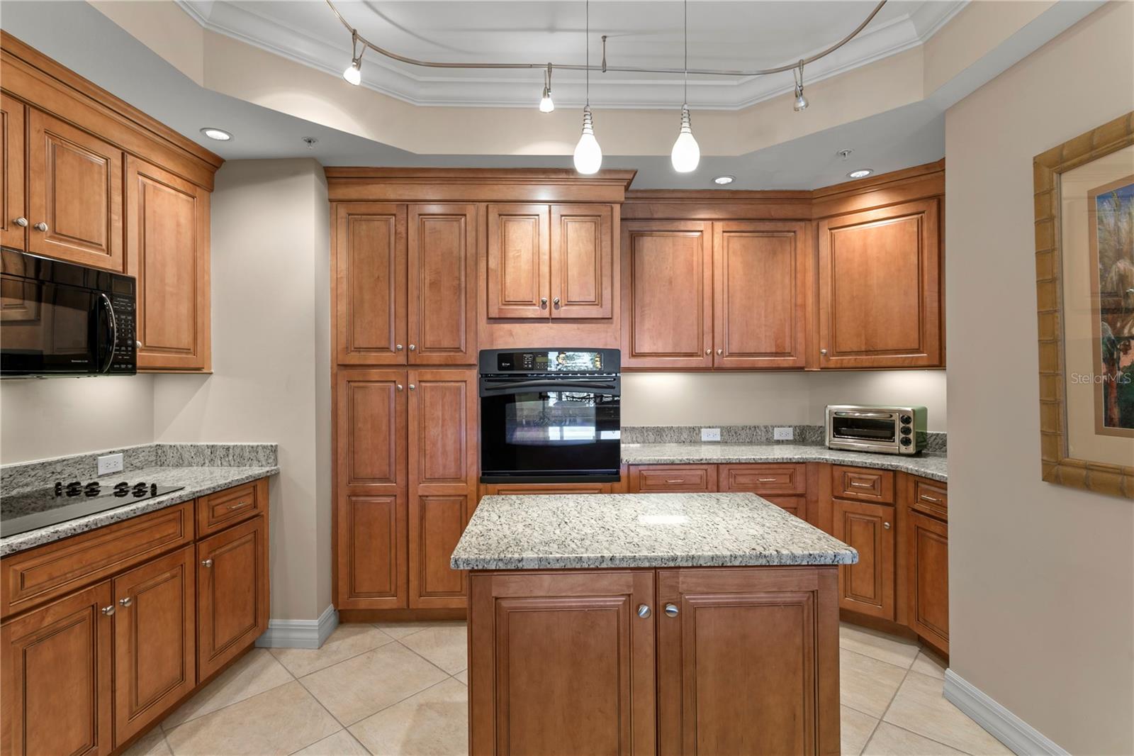 SERENO CONDO - Residential