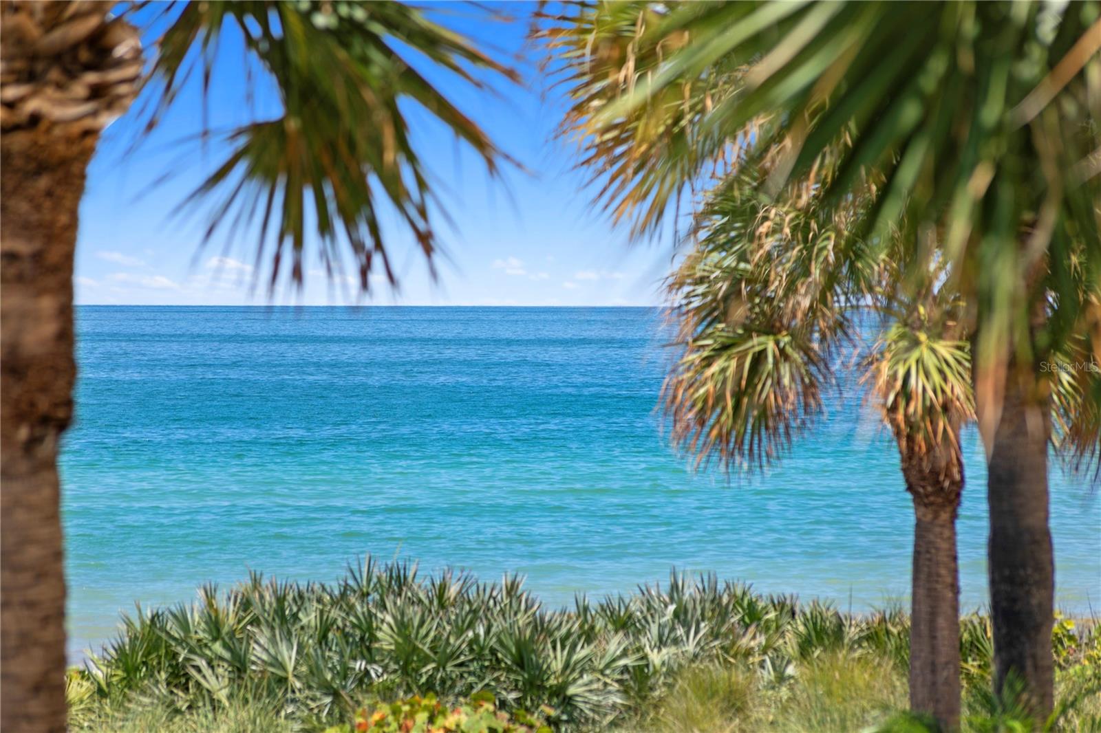 SERENO CONDO - Residential