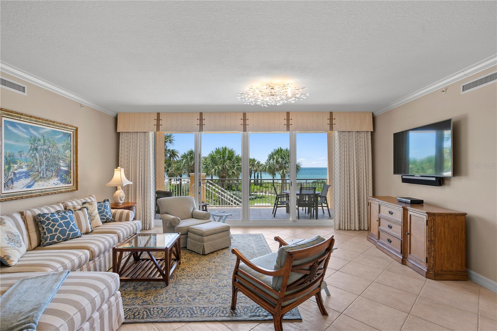 SERENO CONDO - Residential