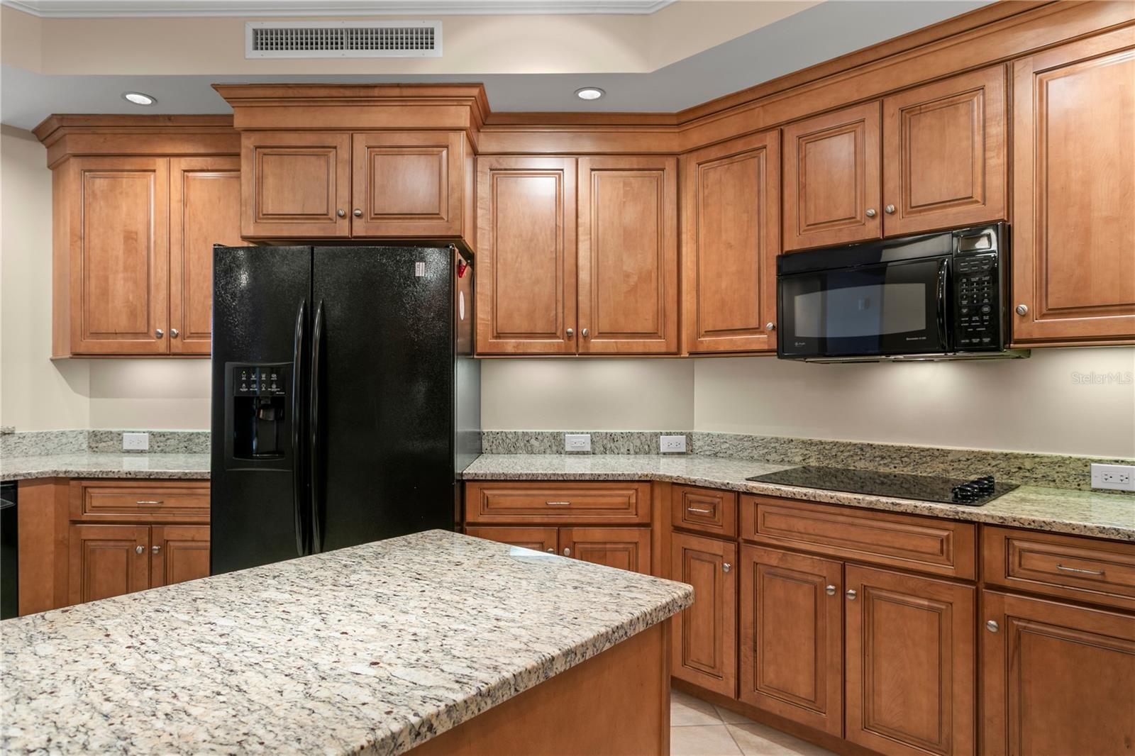 SERENO CONDO - Residential