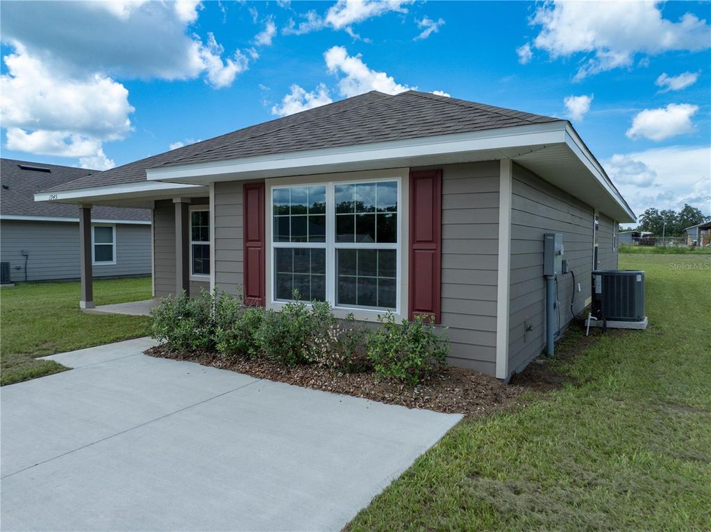 Photo of 1945 N Roberts Trail, Bell, FL 32619 (MLS # GC535038)