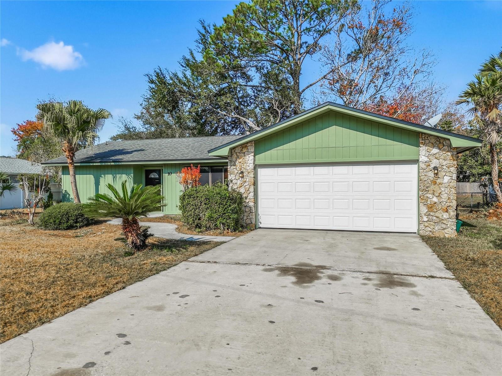 DEERWOOD REP BLK 20 PINE LAKES GOLF COURSE - Residential