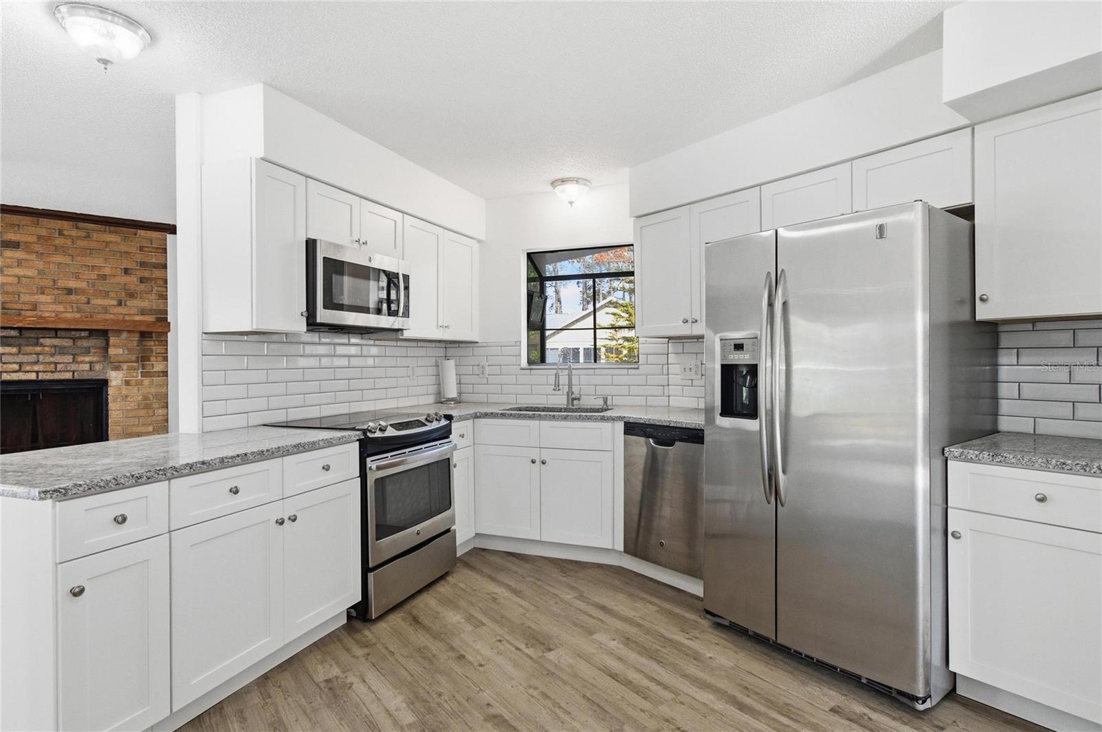 DEERWOOD REP BLK 20 PINE LAKES GOLF COURSE - Residential