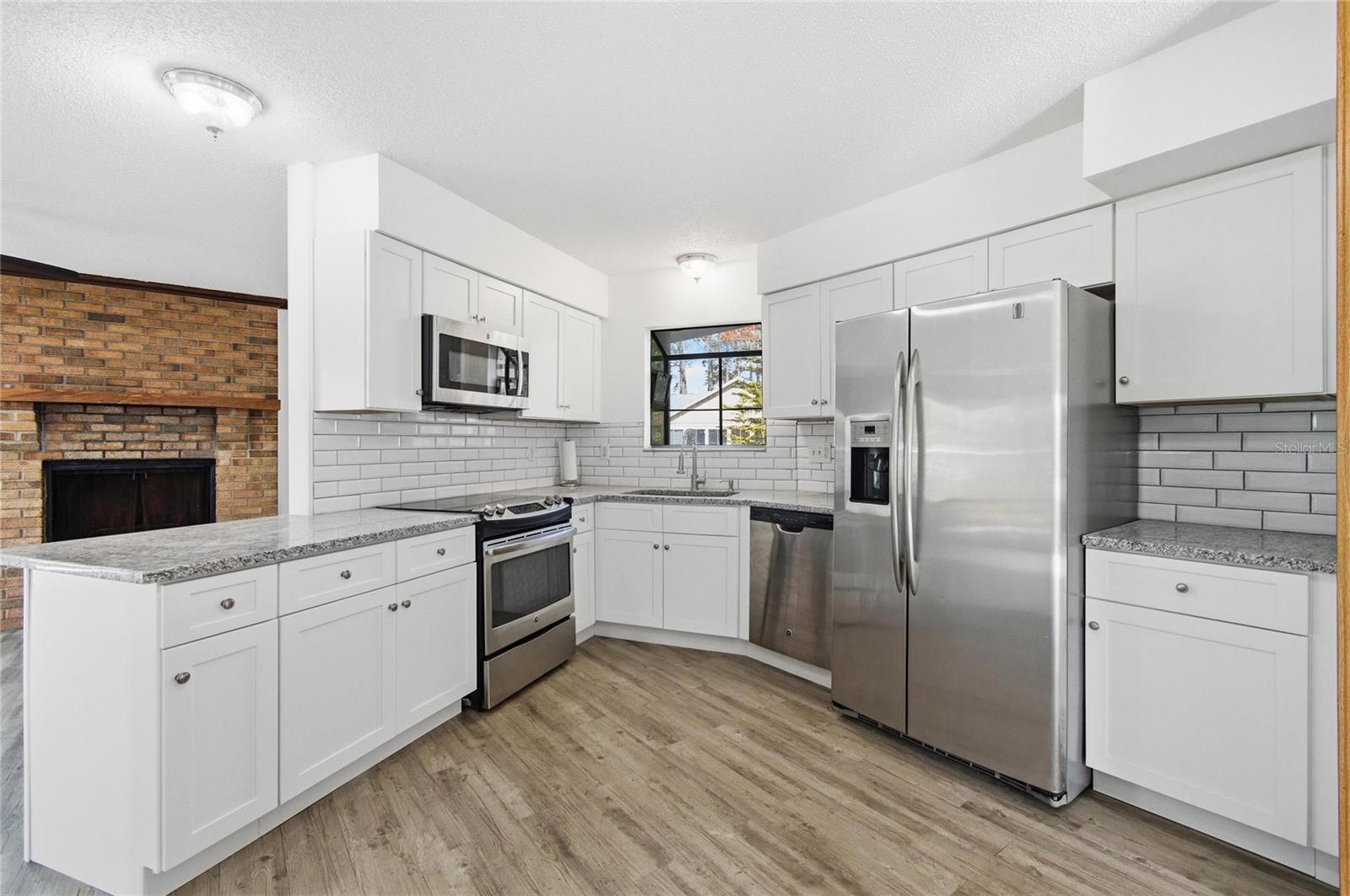 DEERWOOD REP BLK 20 PINE LAKES GOLF COURSE - Residential