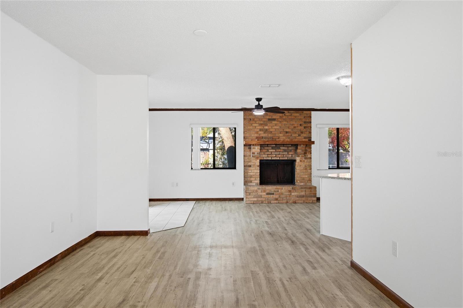 DEERWOOD REP BLK 20 PINE LAKES GOLF COURSE - Residential