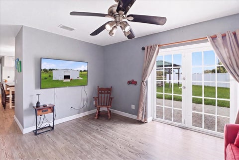 Tiny photo for 11748 NE Jacksonville Road, Anthony, FL 32617 (MLS # C7528298)