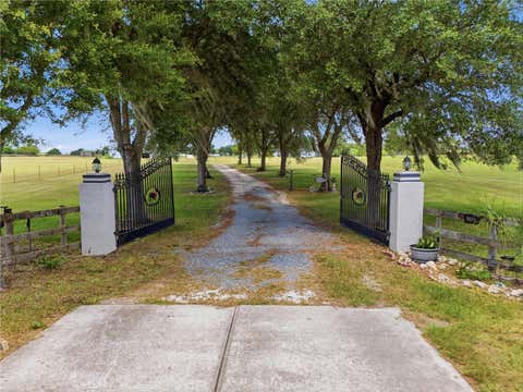 Tiny photo for 11748 NE Jacksonville Road, Anthony, FL 32617 (MLS # C7528298)