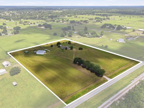 Tiny photo for 11748 NE Jacksonville Road, Anthony, FL 32617 (MLS # C7528298)