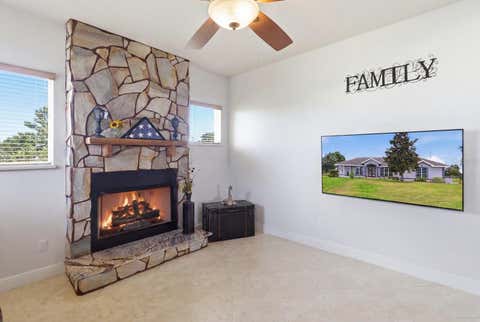 Tiny photo for 11748 NE Jacksonville Road, Anthony, FL 32617 (MLS # C7528298)
