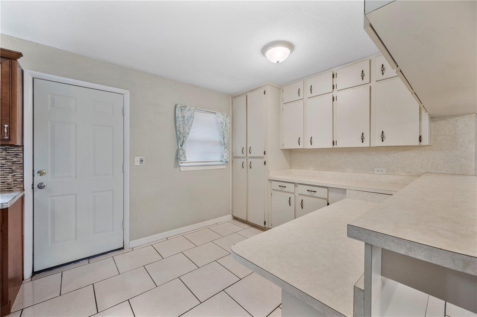 BEVINGTON MANOR - Residential