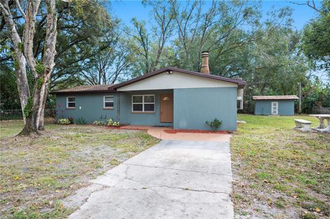 Photo of 3305 Hughes Street, Lakeland, FL 33801 (MLS # TB8465663)