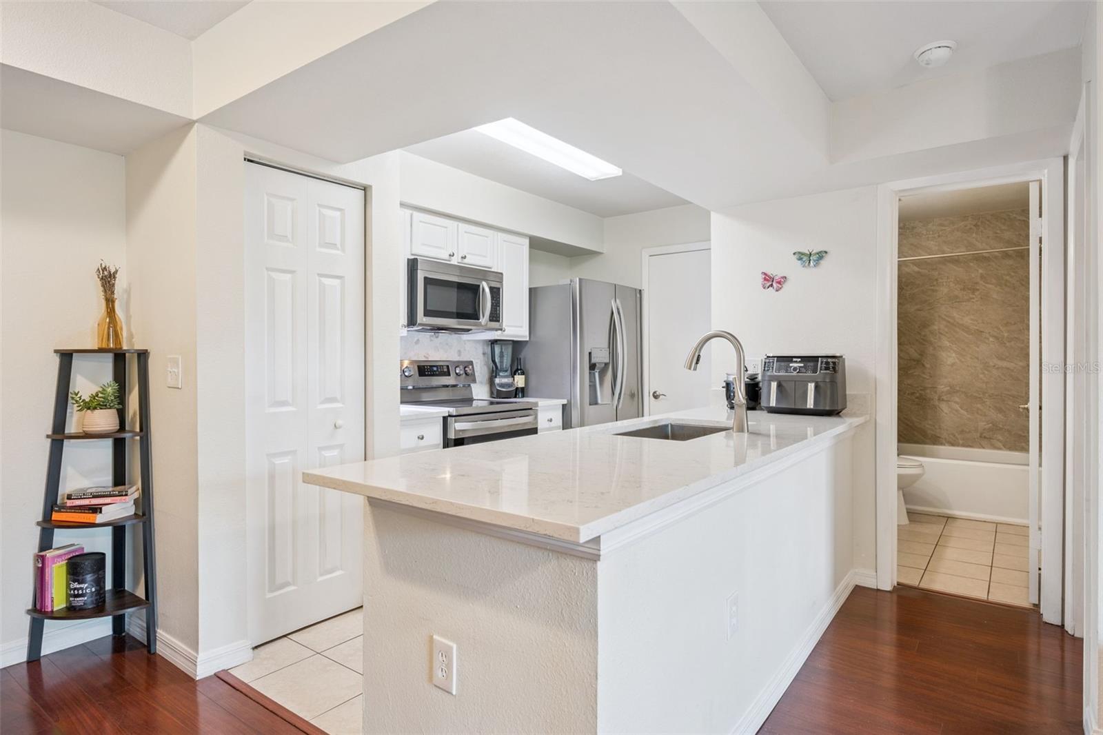 BLOSSOM PARK VILLAS CONDO - Residential