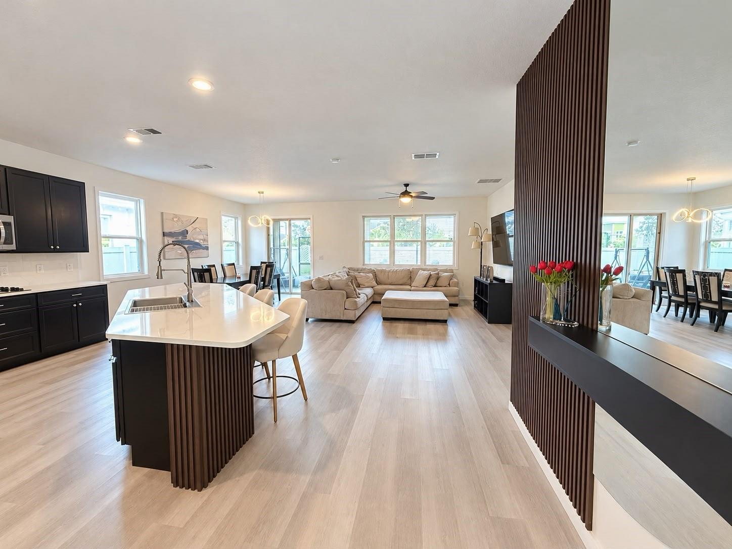 2628 NEEDLEPOINT STREET
