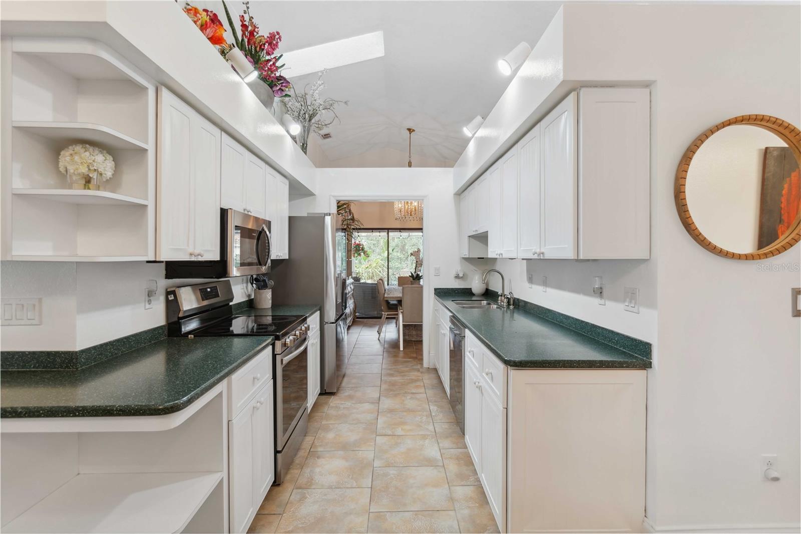 PINE TRACE - Residential