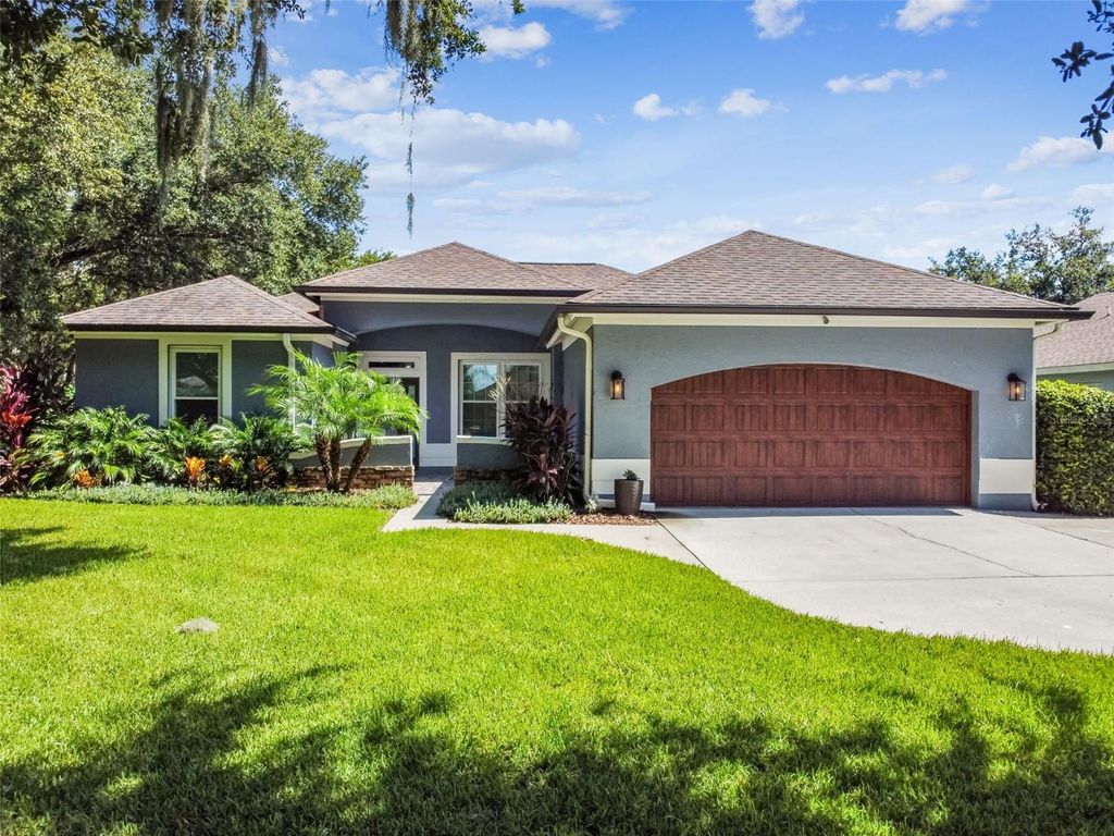 Photo of 5416 Twin Creeks Drive, Valrico, FL 33596 (MLS # TB8373648)