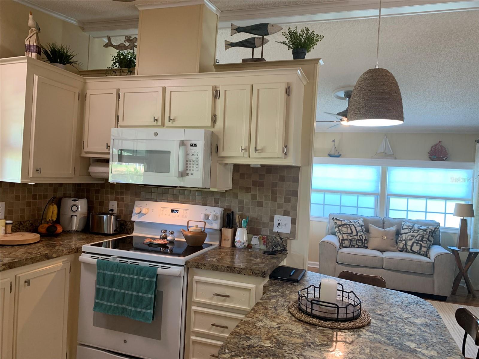 IMPERIAL LAKES ESTATES - Residential