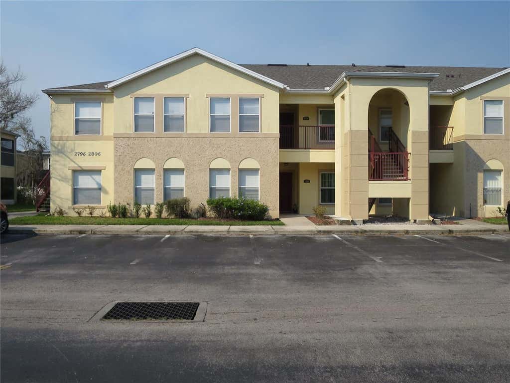 Photo of 2806 Club Cortile Circle #B, Kissimmee, FL 34746 (MLS # O6431898)