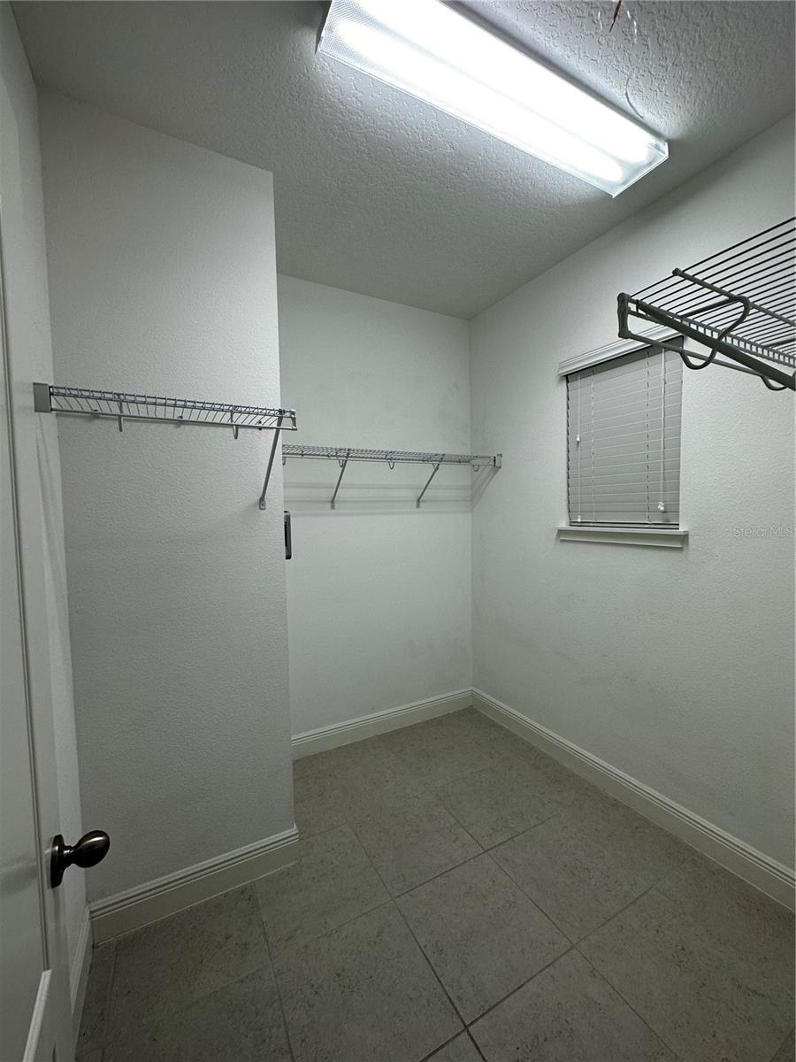 HAMLIN RESERVE - Residential Lease