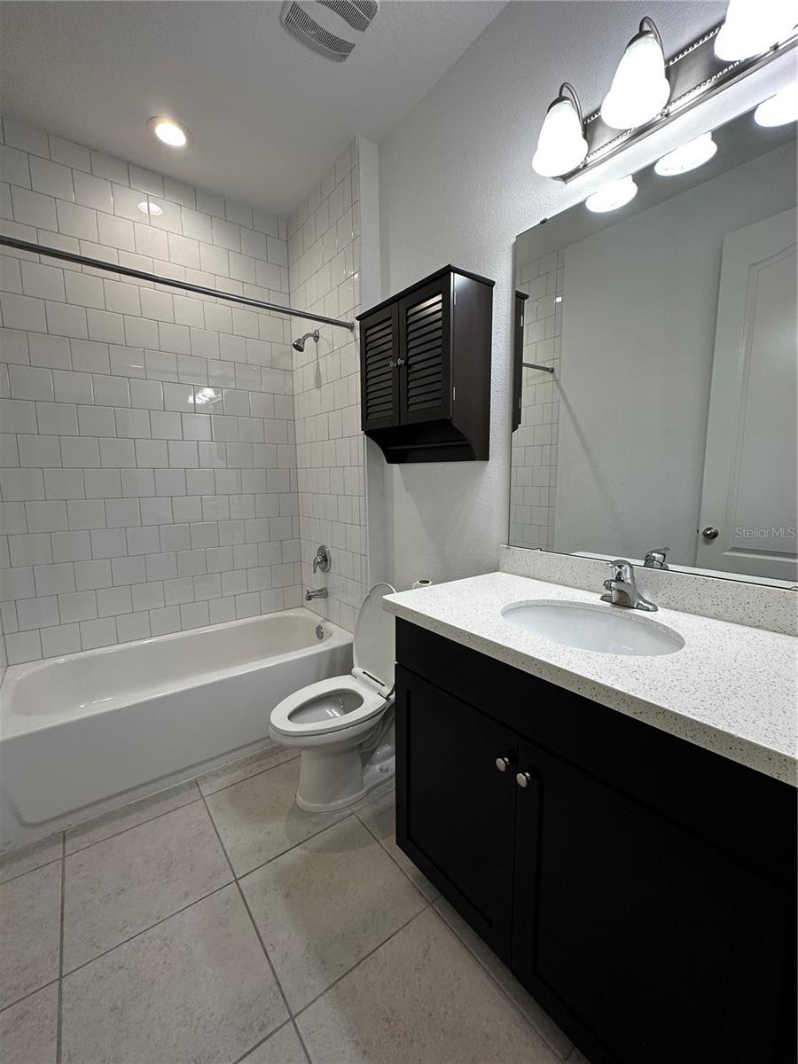 HAMLIN RESERVE - Residential Lease