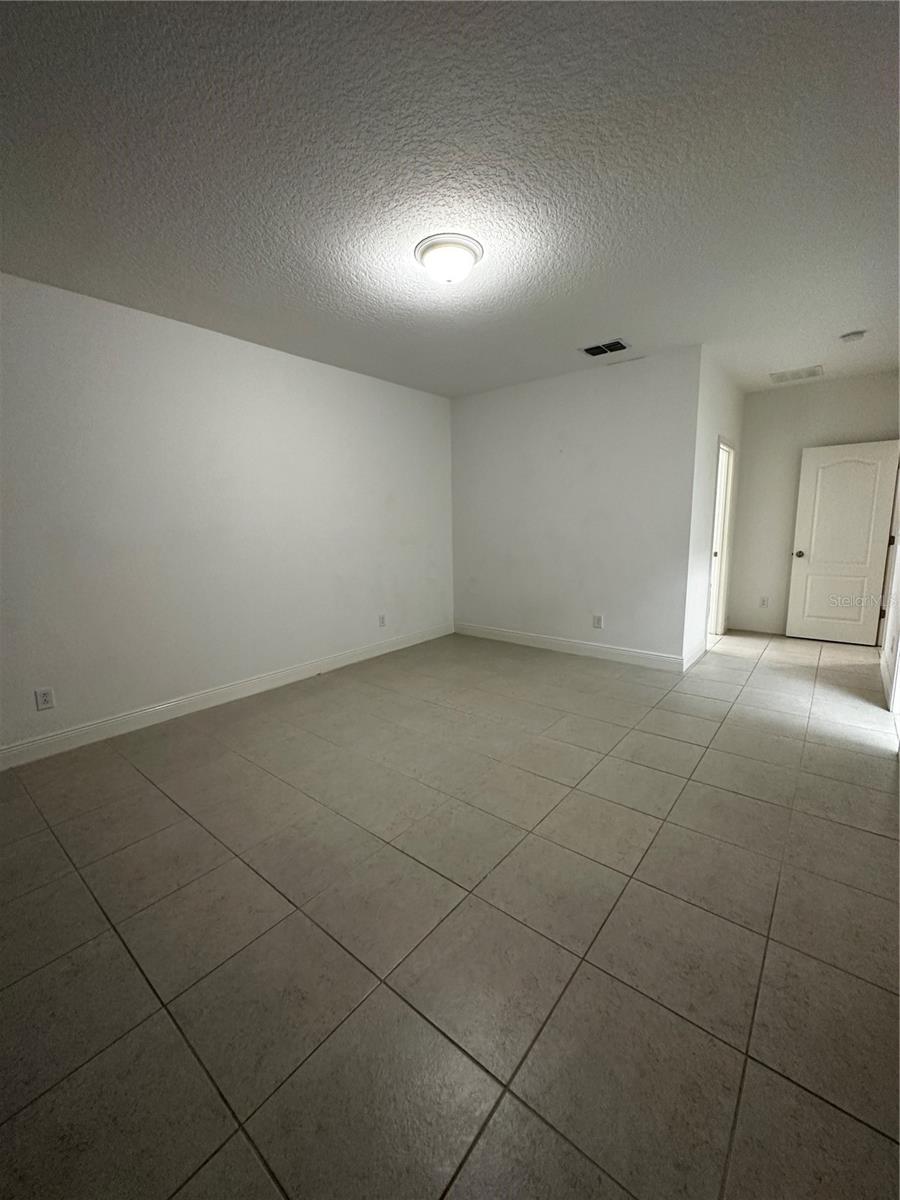 HAMLIN RESERVE - Residential Lease