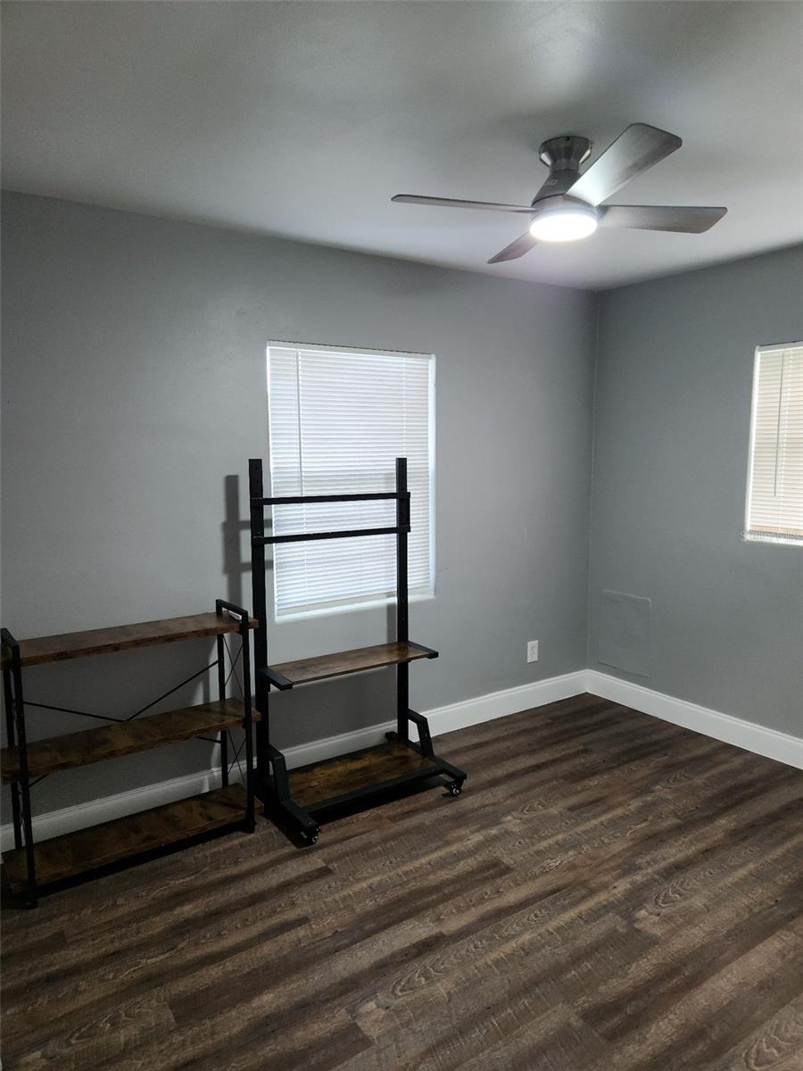 TANGELO PARK SEC 04 - Residential