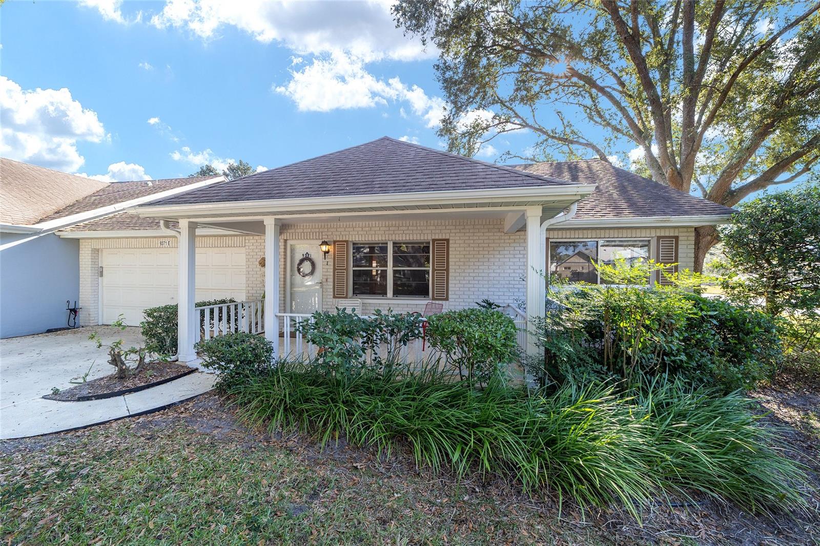 ON TOP OF THE WORLD - Residential