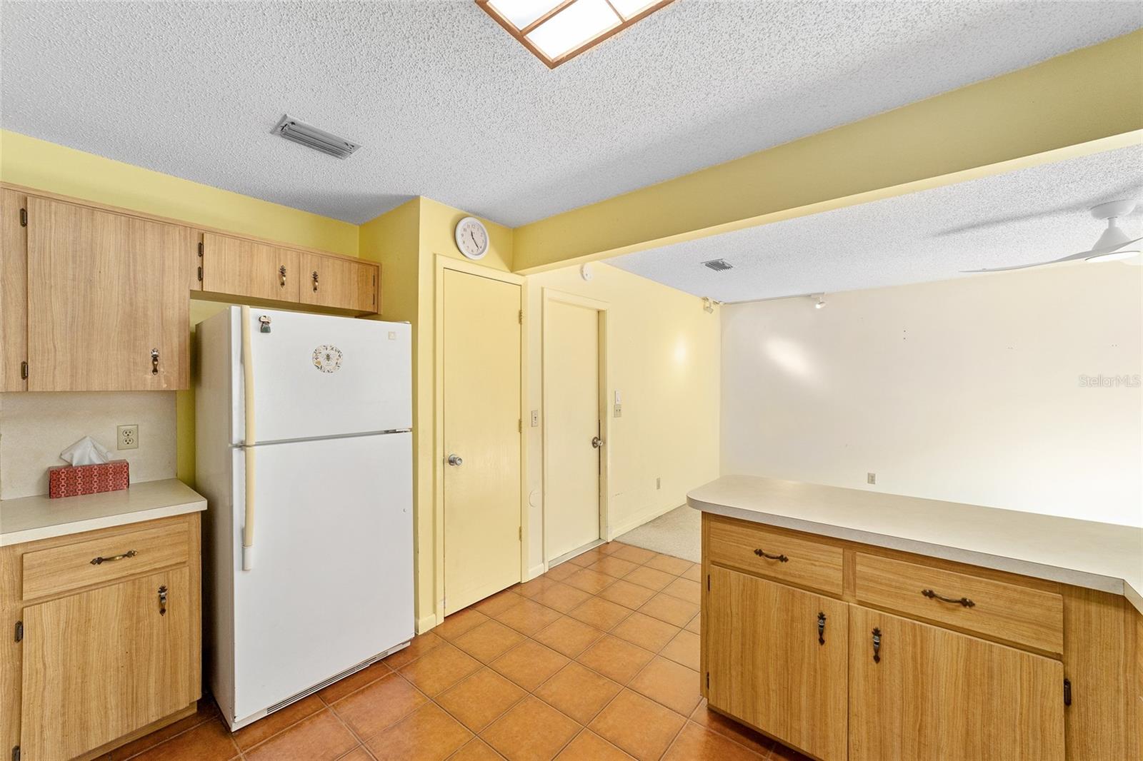 ON TOP OF THE WORLD - Residential