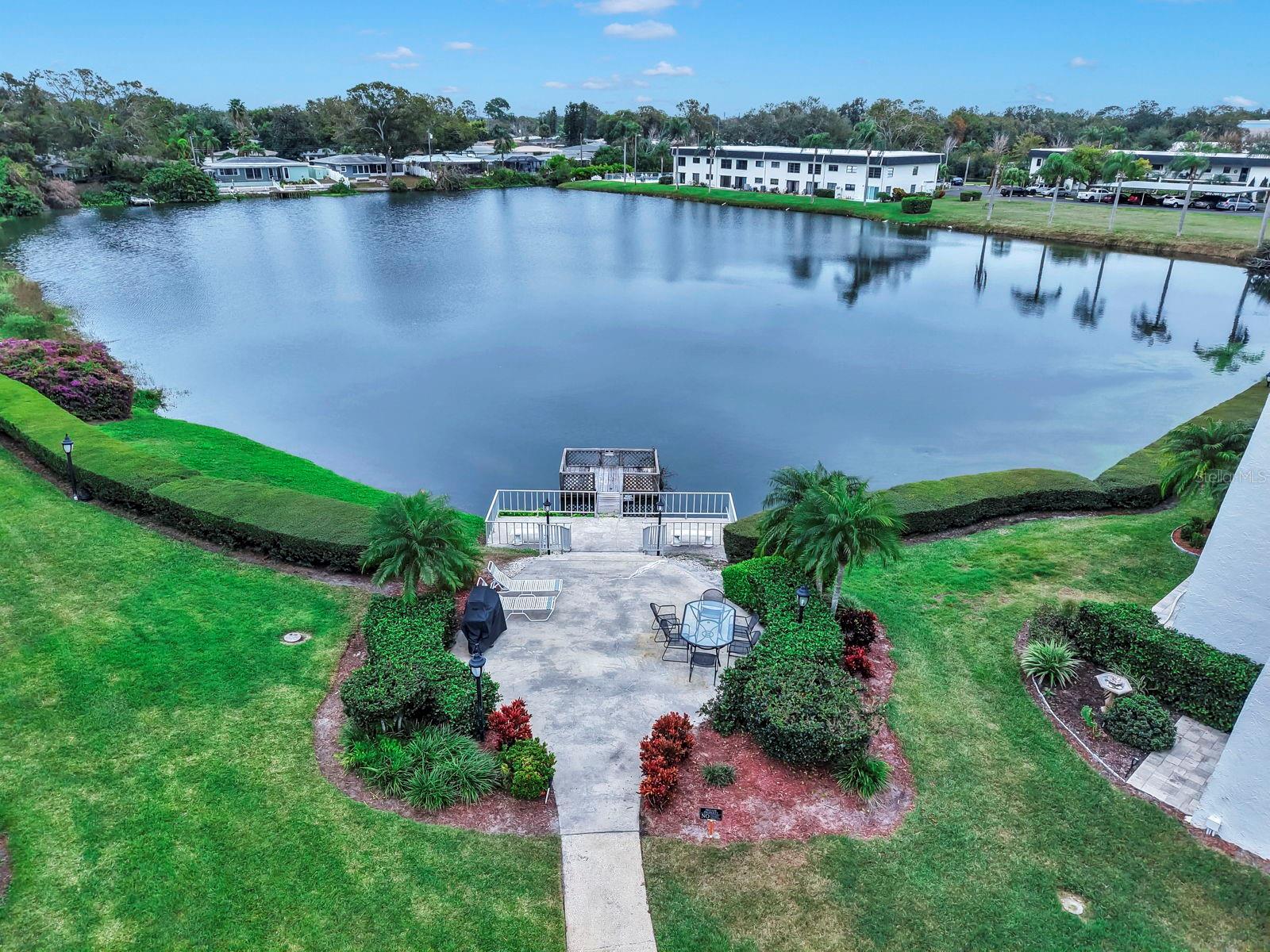 PENTHOUSE GROVES - Residential