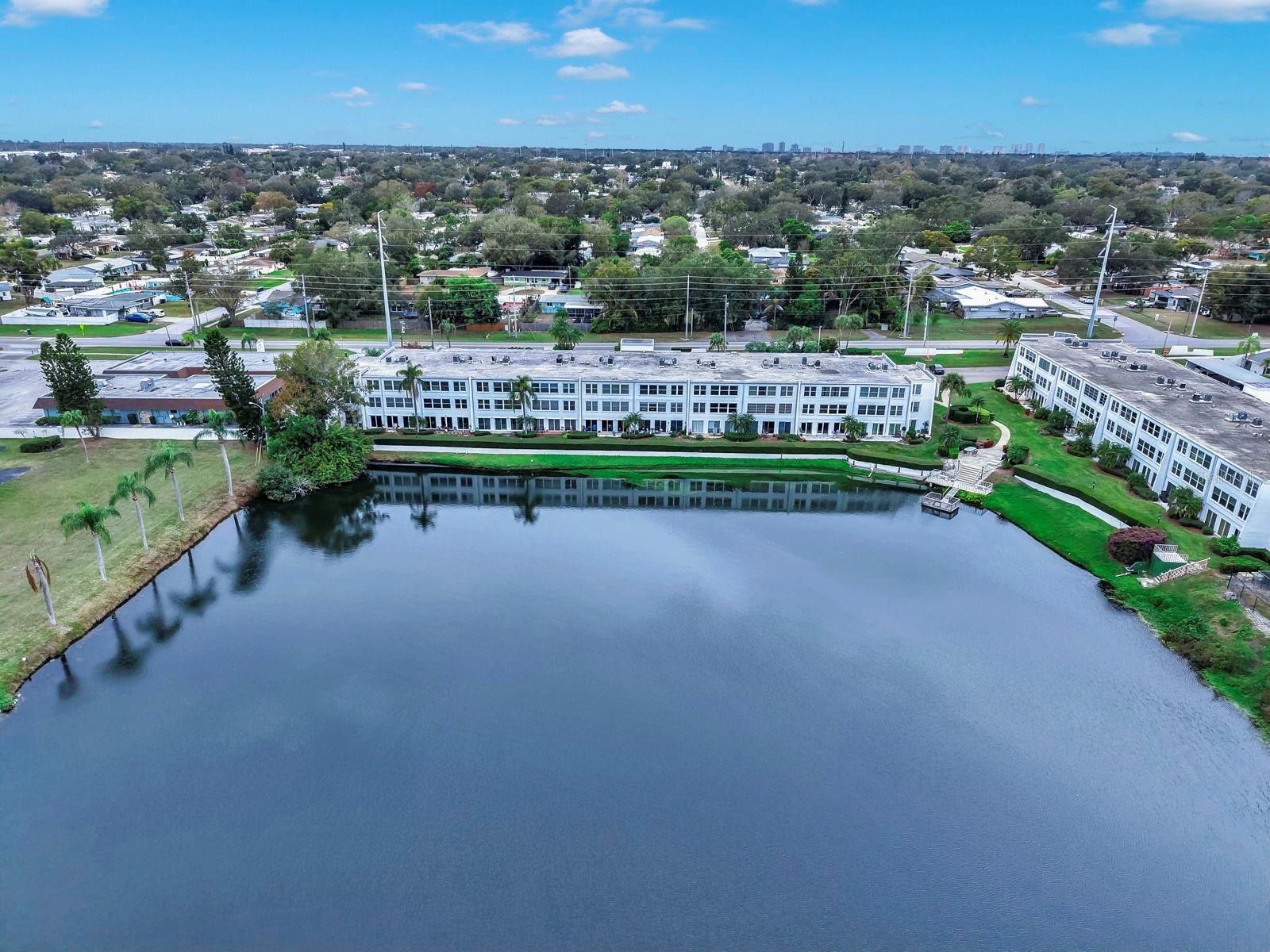 PENTHOUSE GROVES - Residential