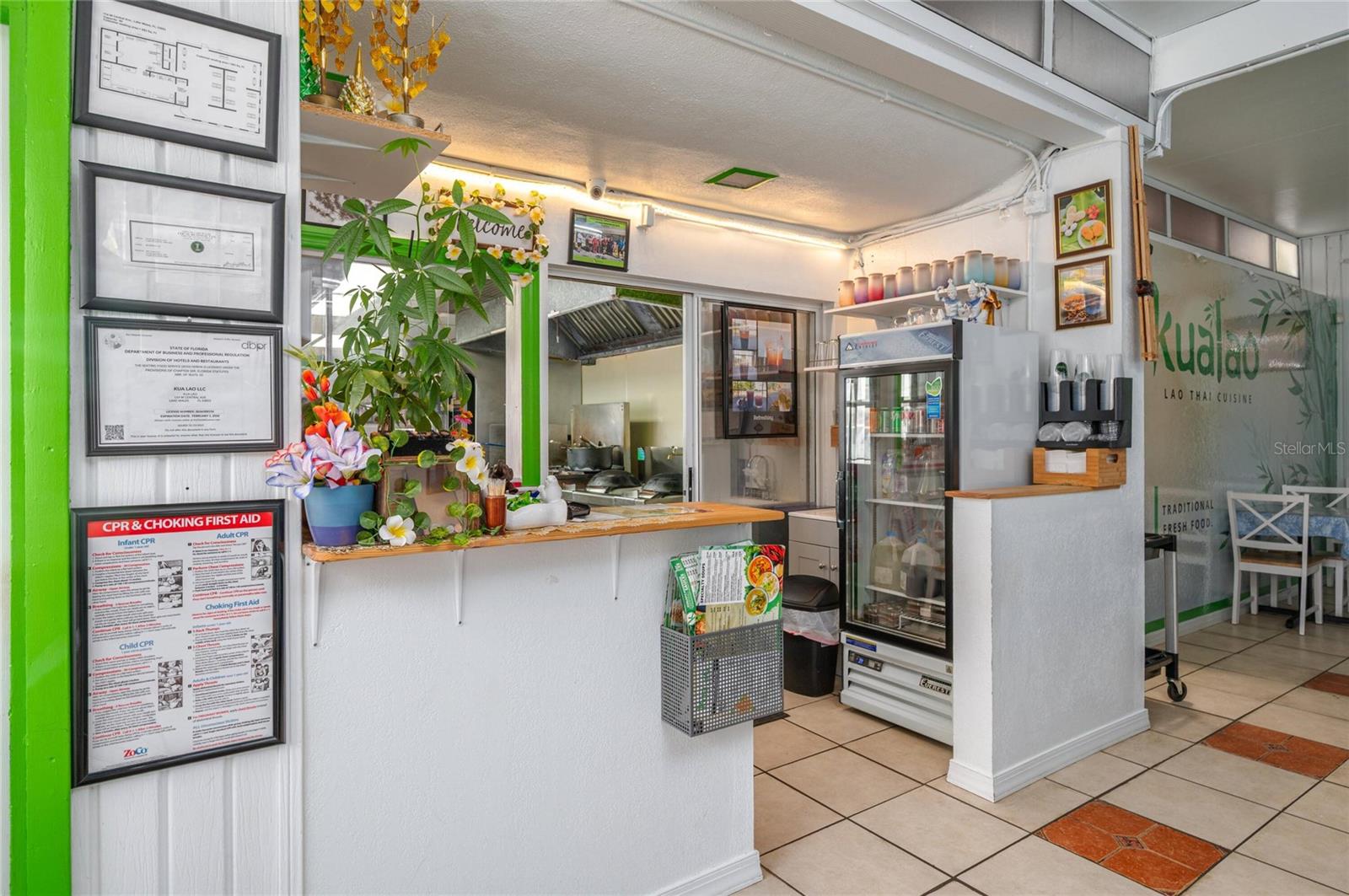 114 W CENTRAL AVENUE