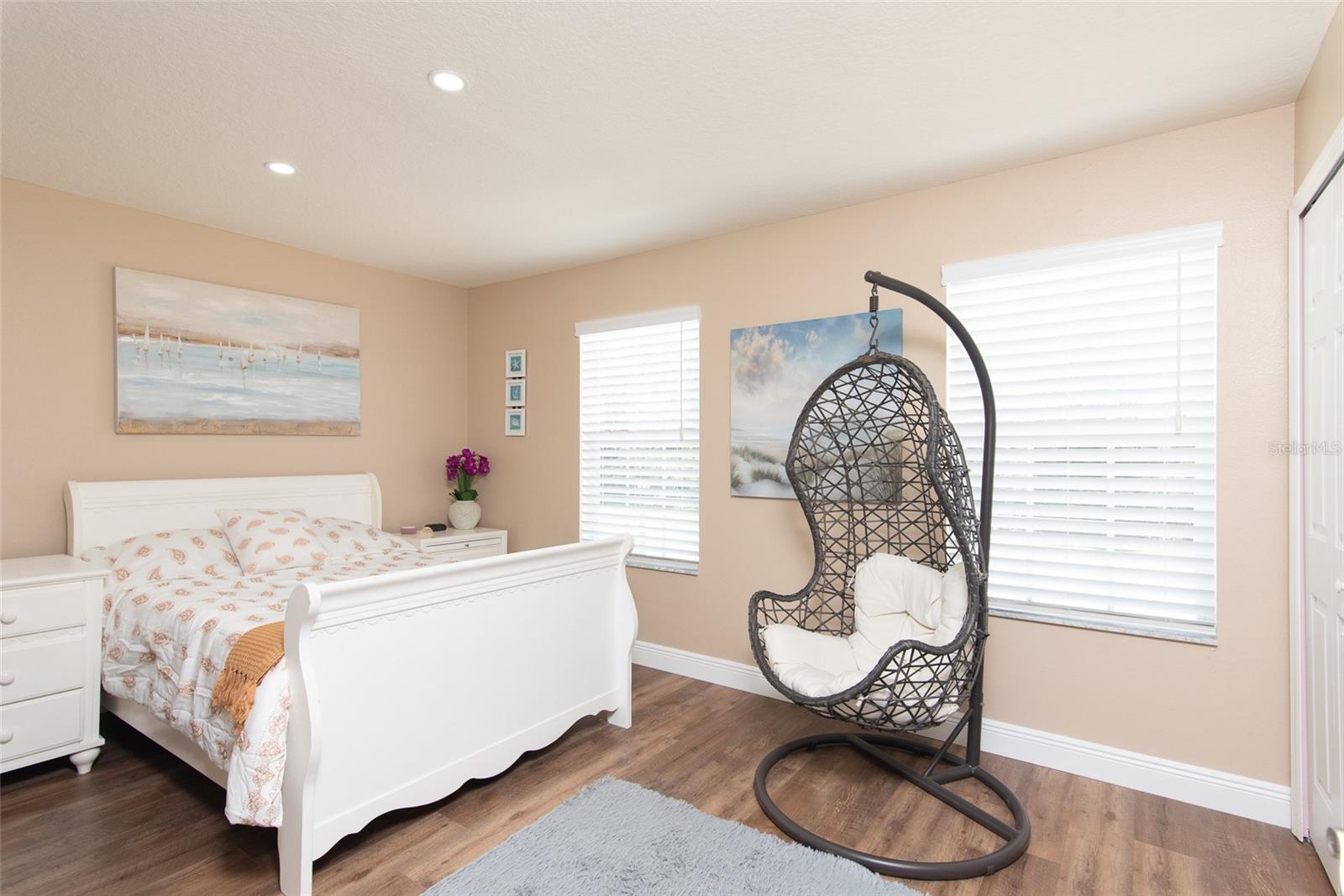 WILDERNESS LAKE PRESERVE - Residential