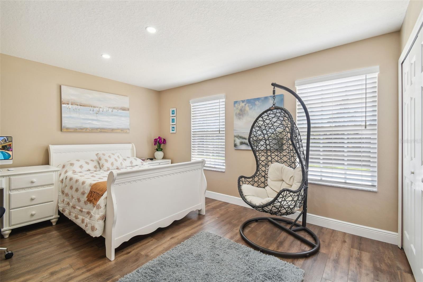 WILDERNESS LAKE PRESERVE - Residential