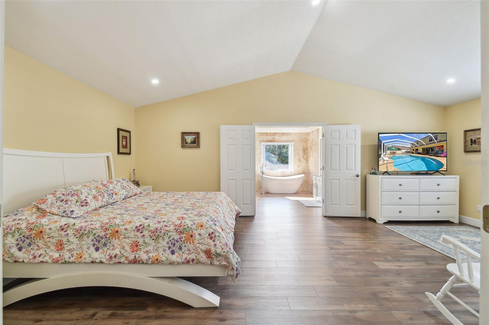 WILDERNESS LAKE PRESERVE - Residential