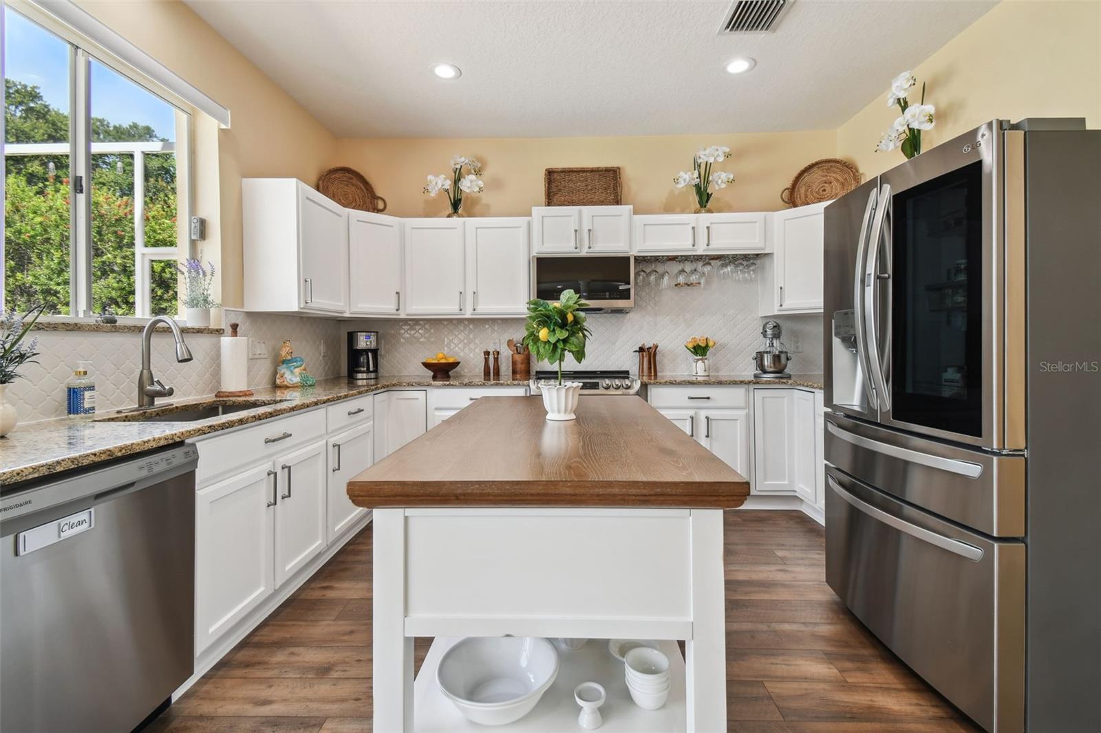 WILDERNESS LAKE PRESERVE - Residential