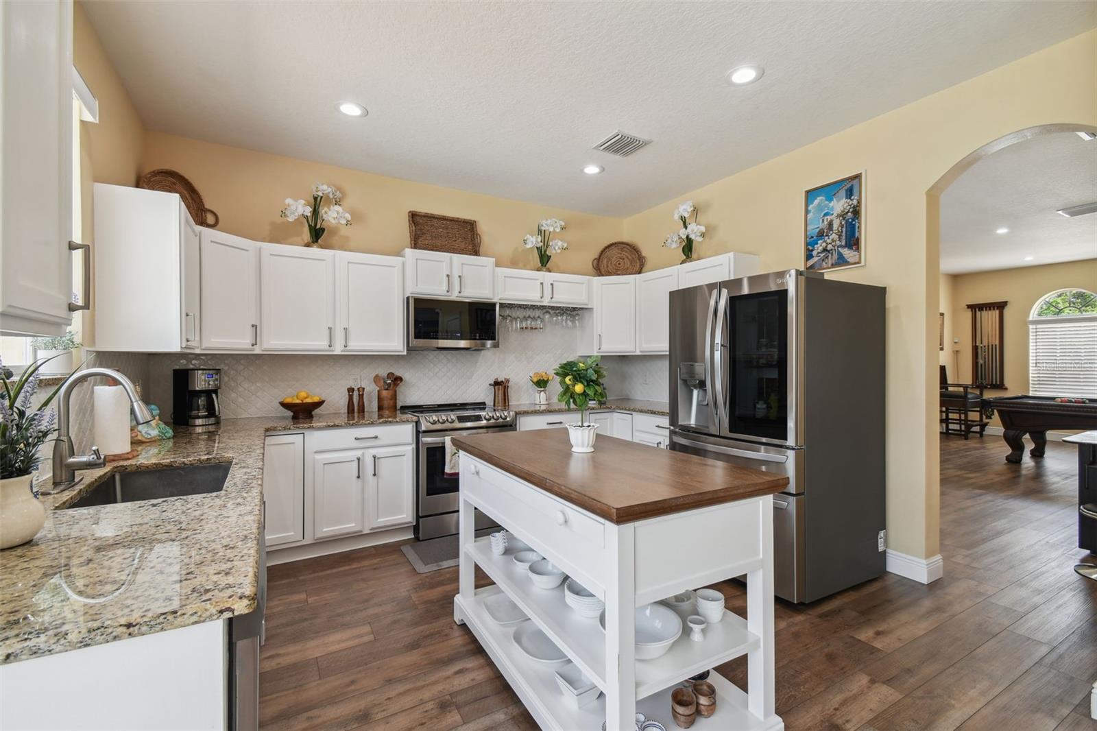 WILDERNESS LAKE PRESERVE - Residential