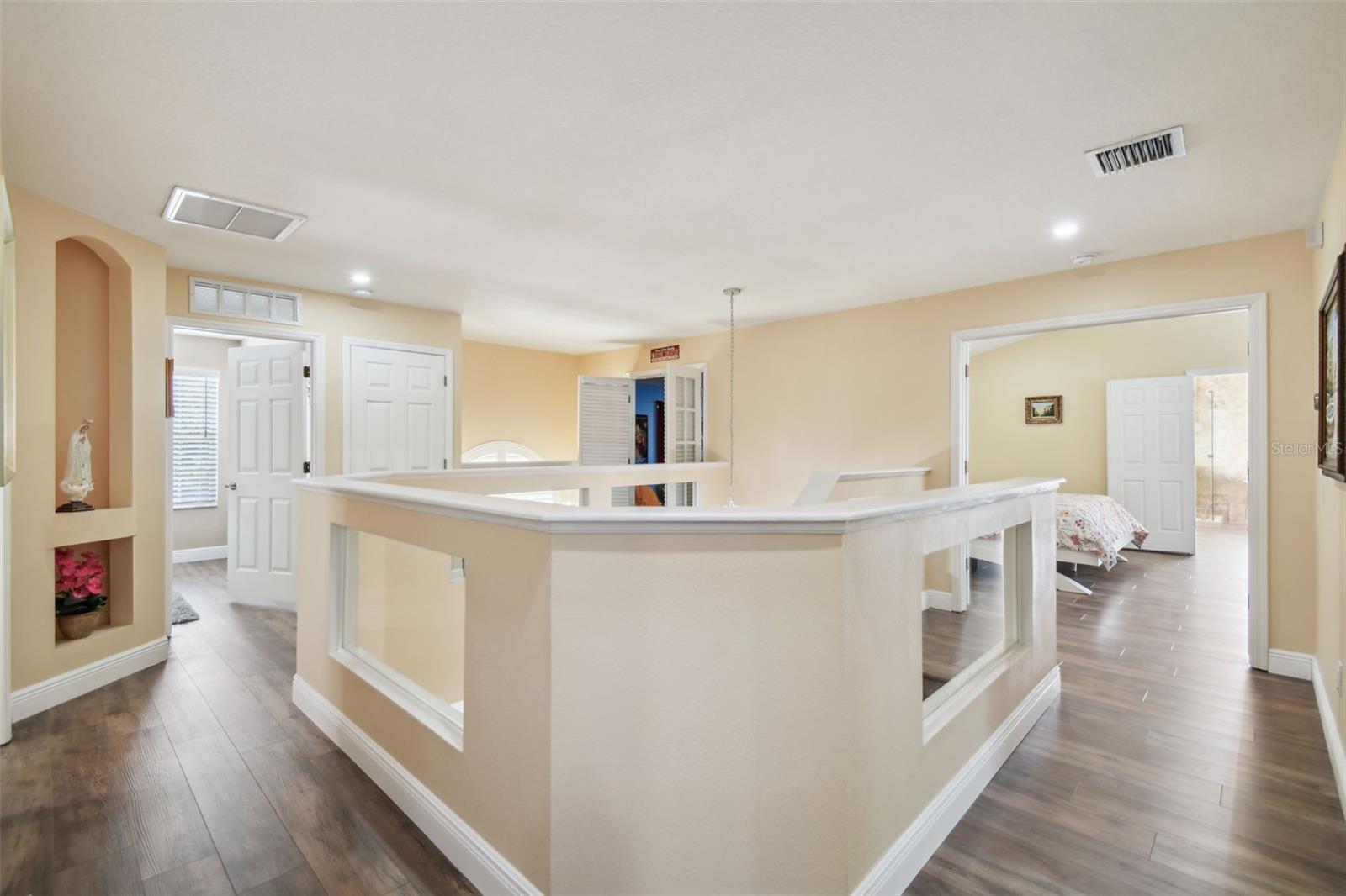 WILDERNESS LAKE PRESERVE - Residential