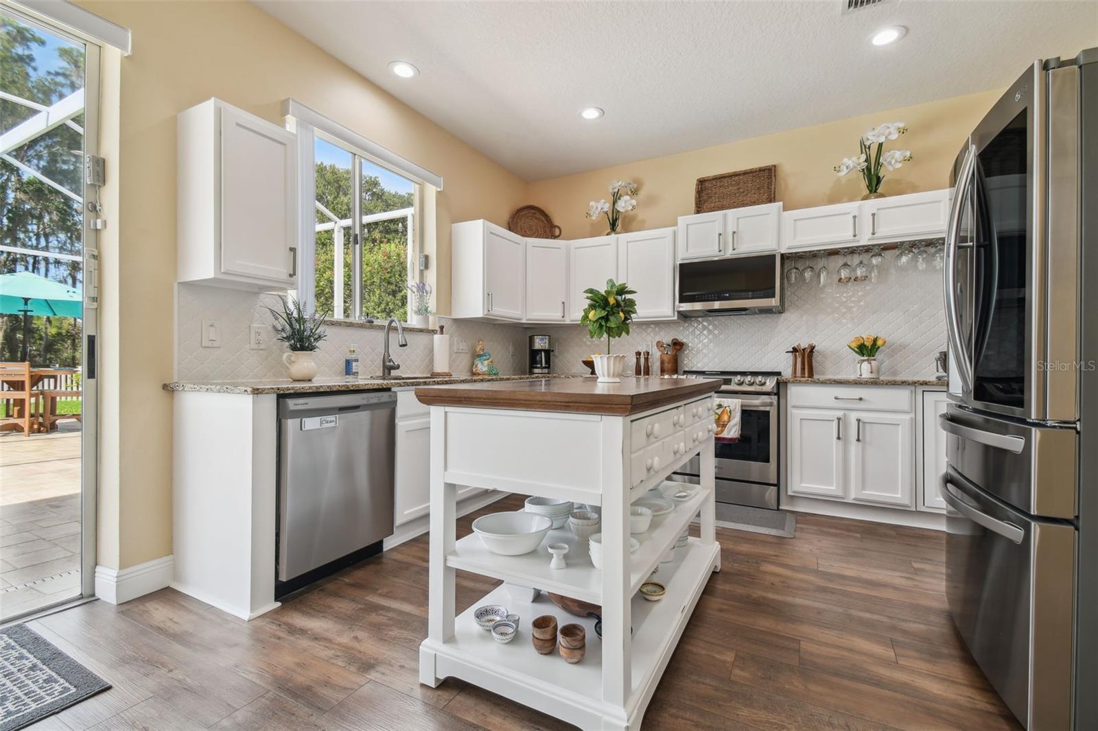 WILDERNESS LAKE PRESERVE - Residential