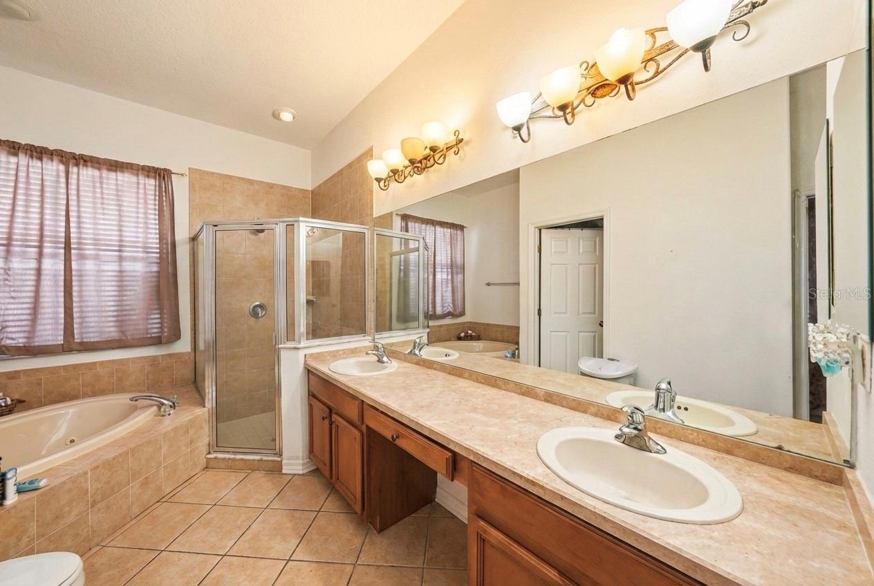 DEERFIELD LAKES - Residential