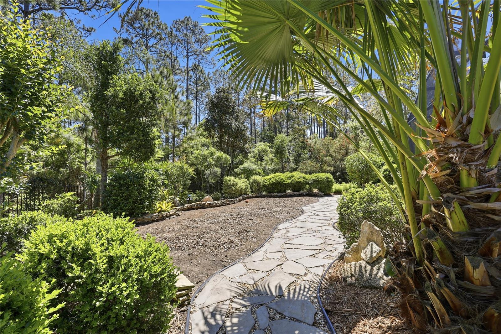 GRAND LNDGS PH 01 - Residential