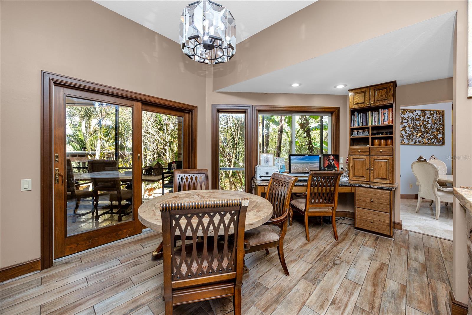 GOLF VIEW ESTATES - Residential