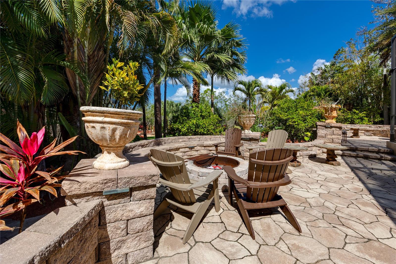 GOLF VIEW ESTATES - Residential