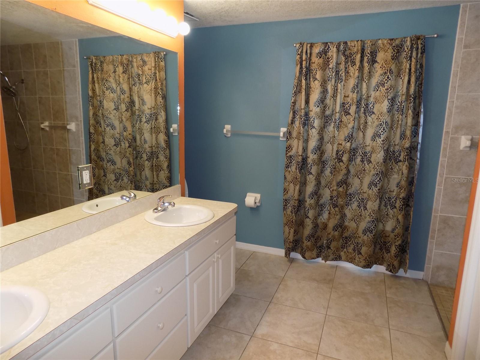 CITRUS SPGS UNIT 25 - Residential