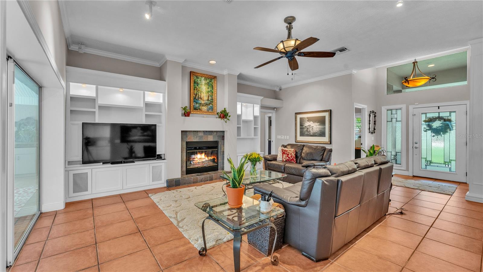 146 WOODSIDE DRIVE