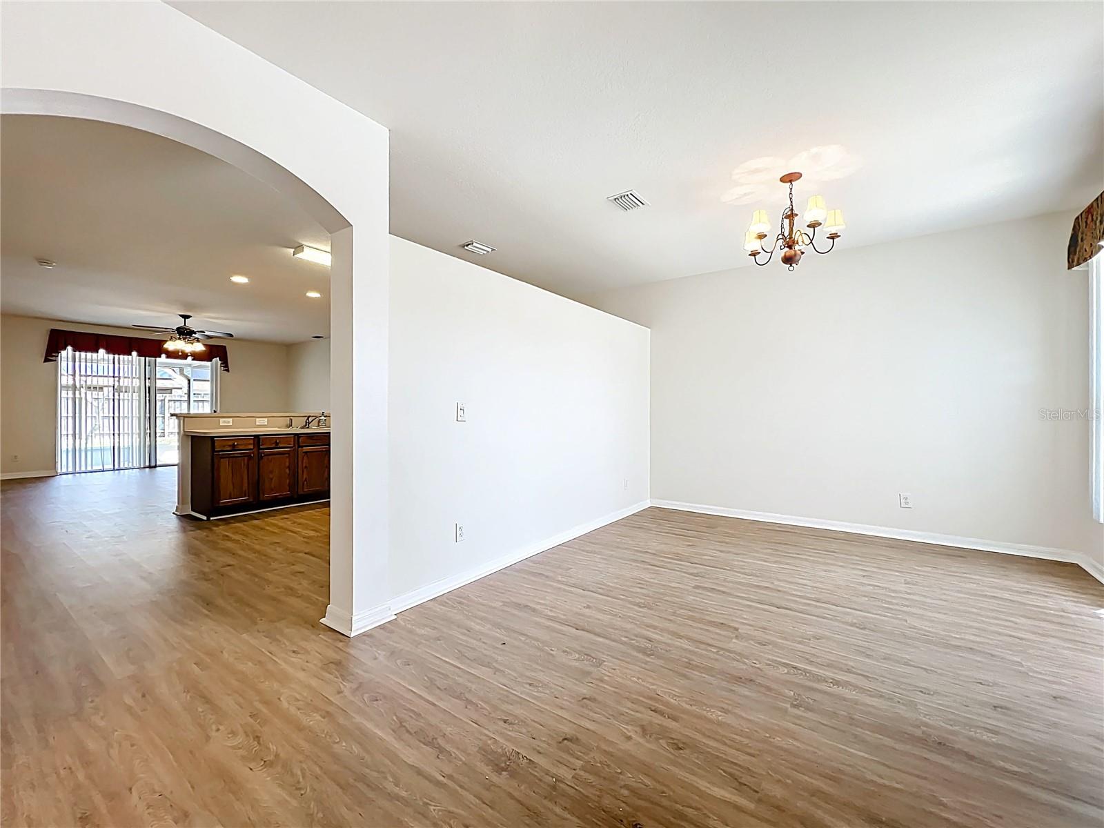 BARRINGTON PH 02 - Residential Lease