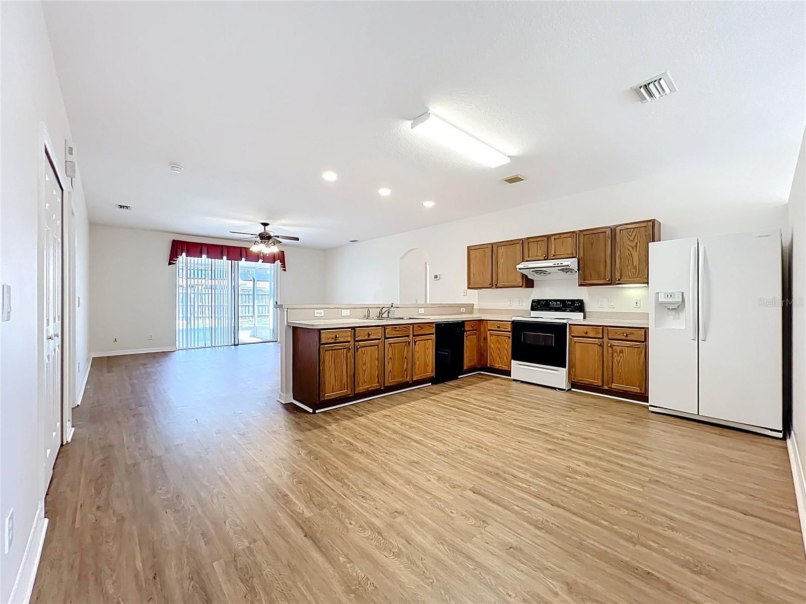 BARRINGTON PH 02 - Residential Lease