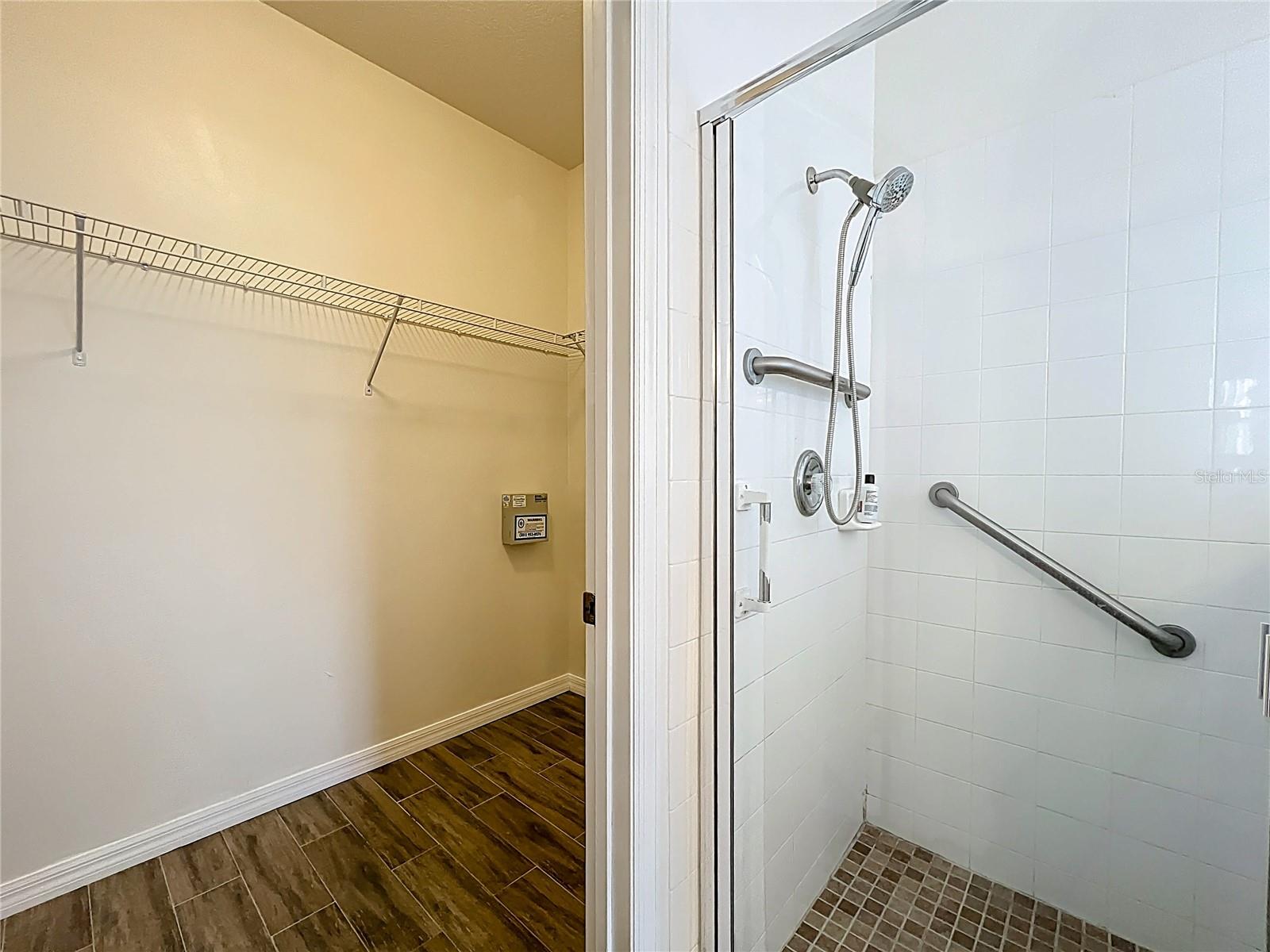 BARRINGTON PH 02 - Residential Lease