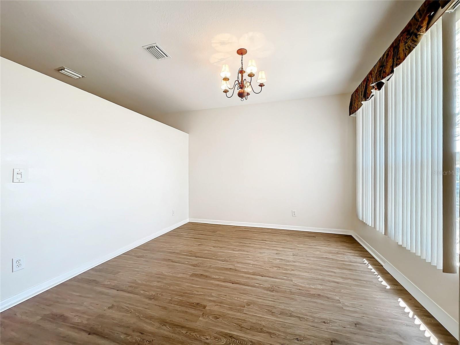 BARRINGTON PH 02 - Residential Lease